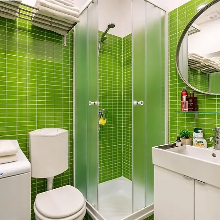 Secret Diamond Of The شقة *