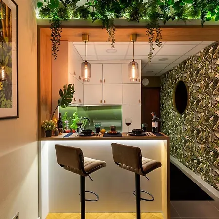 Secret Diamond Of The Apartment Budapest